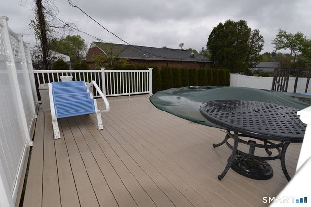 8 Dean Drive, Newington, CT 06111