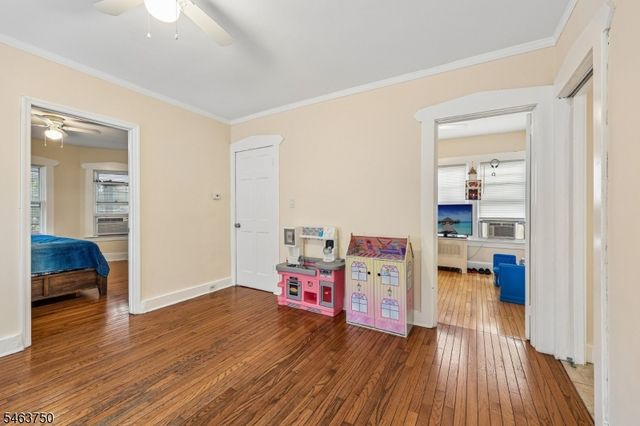 21 East 5Th St, Clifton City, NJ 07011