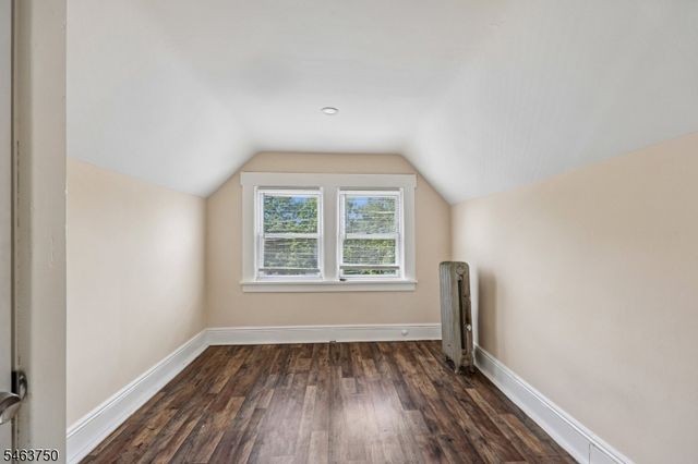 21 East 5Th St, Clifton City, NJ 07011