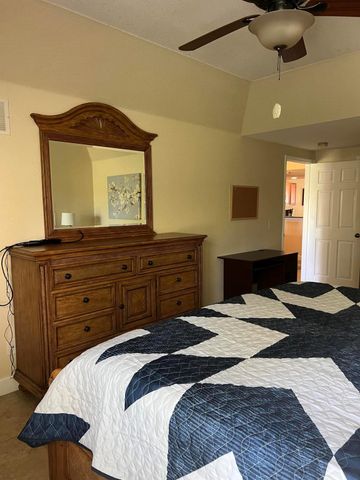 4220 Gator Trace Avenue 5e, Fort Pierce, FL 34982