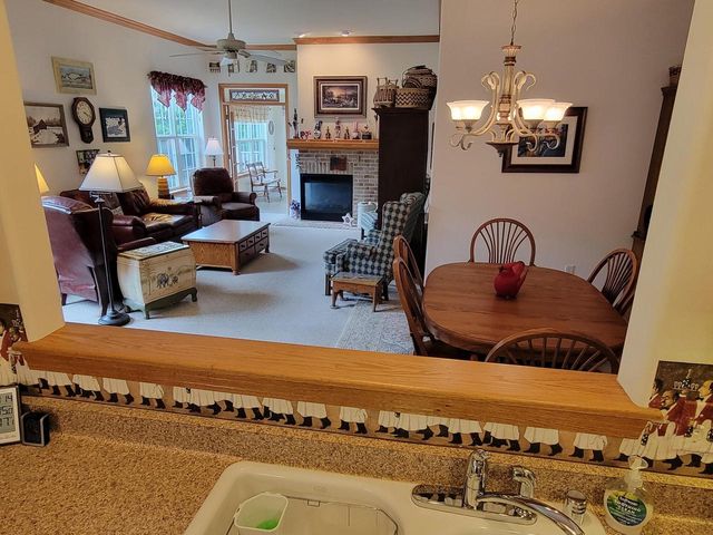 N57W24144 N Sycamore CIRCLE, Sussex, WI 53089