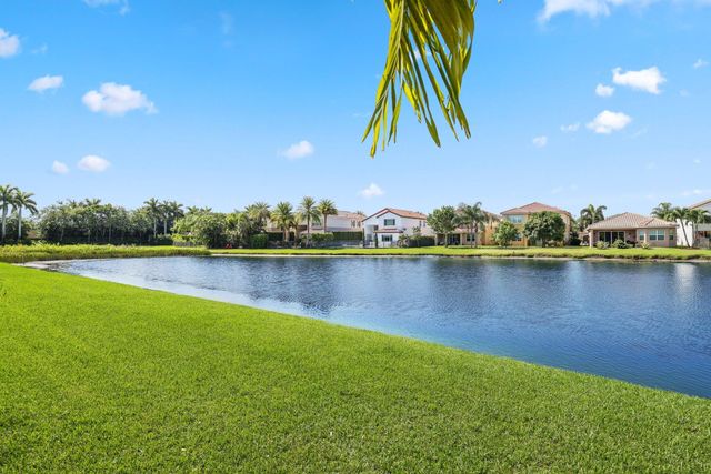 8160 CANTABRIA FALLS Drive, Boynton Beach, FL 33473