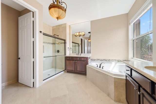 8160 CANTABRIA FALLS Drive, Boynton Beach, FL 33473