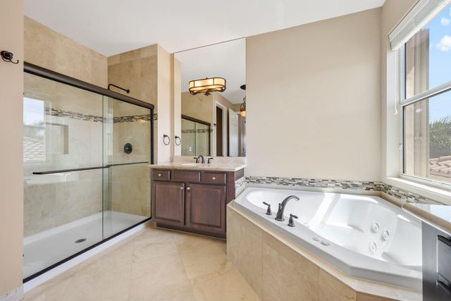 8160 CANTABRIA FALLS Drive, Boynton Beach, FL 33473