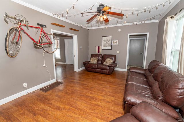224 2nd N. St, Elkhart, IN 46516