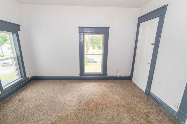 224 2nd N. St, Elkhart, IN 46516