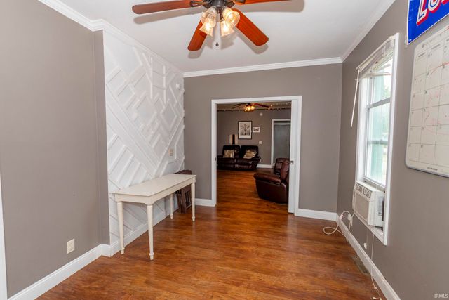 224 2nd N. St, Elkhart, IN 46516