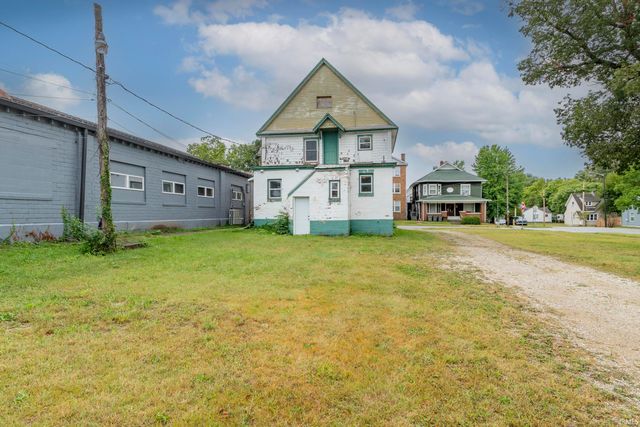 224 2nd N. St, Elkhart, IN 46516