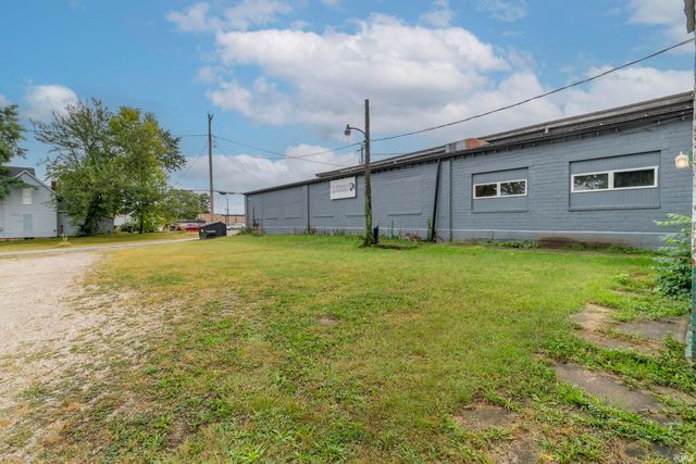 224 2nd N. St, Elkhart, IN 46516