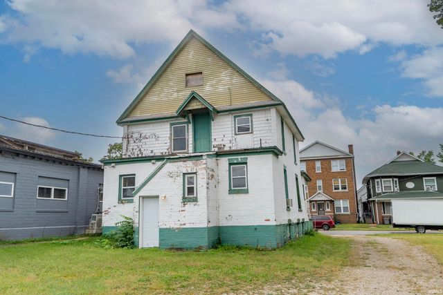 224 2nd N. St, Elkhart, IN 46516
