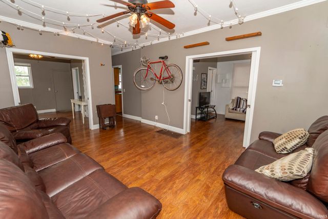 224 2nd N. St, Elkhart, IN 46516