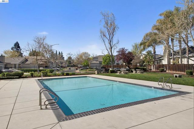 735 Timberline Ter, Brentwood, CA 94513