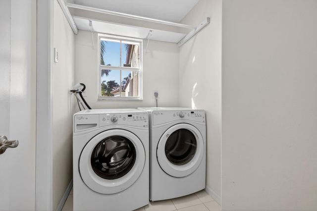 2450 NW 186th Avenue, Pembroke Pines, FL 33029