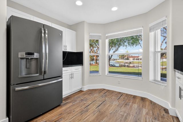 2450 NW 186th Avenue, Pembroke Pines, FL 33029