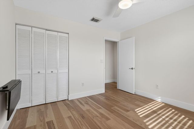 2450 NW 186th Avenue, Pembroke Pines, FL 33029