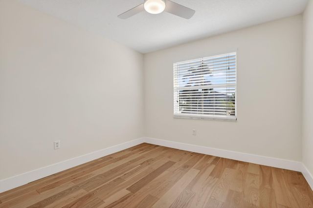 2450 NW 186th Avenue, Pembroke Pines, FL 33029