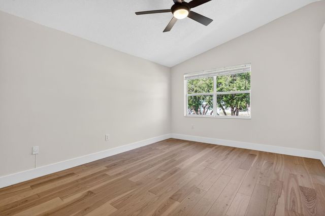 2450 NW 186th Avenue, Pembroke Pines, FL 33029