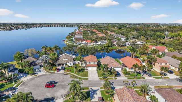 2450 NW 186th Avenue, Pembroke Pines, FL 33029