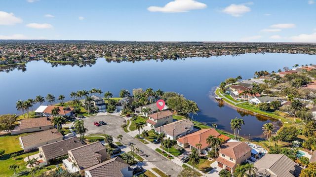 2450 NW 186th Avenue, Pembroke Pines, FL 33029