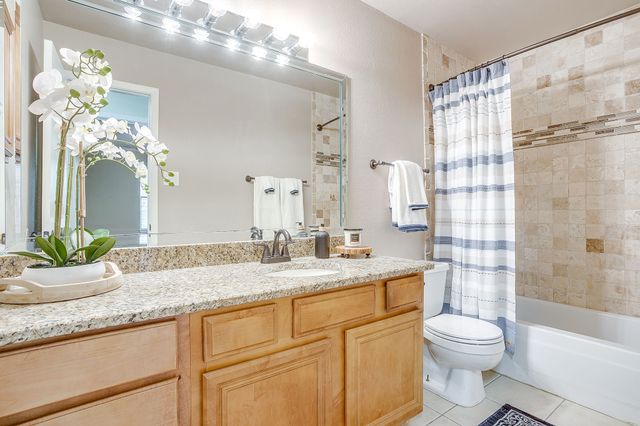 5714 Cedar Creek Drive, Benbrook, TX 76109