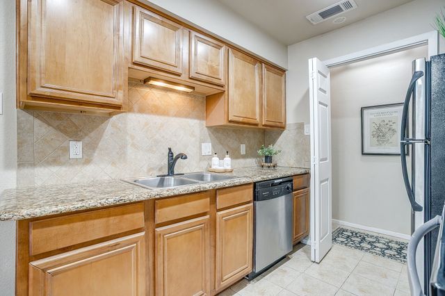 5714 Cedar Creek Drive, Benbrook, TX 76109