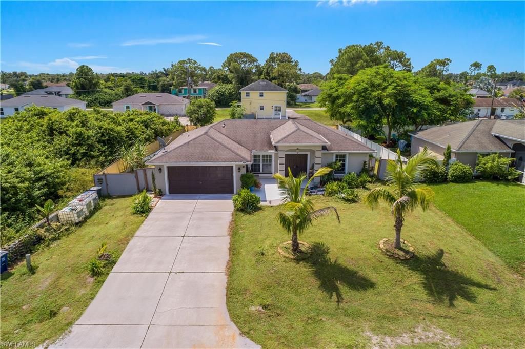 3907 27th ST SW, LEHIGH ACRES, FL 33976 — exterior