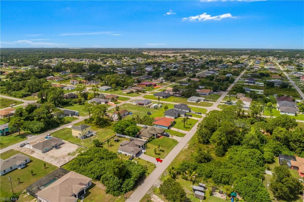 3907 27th ST SW, LEHIGH ACRES, FL 33976 — photo 3