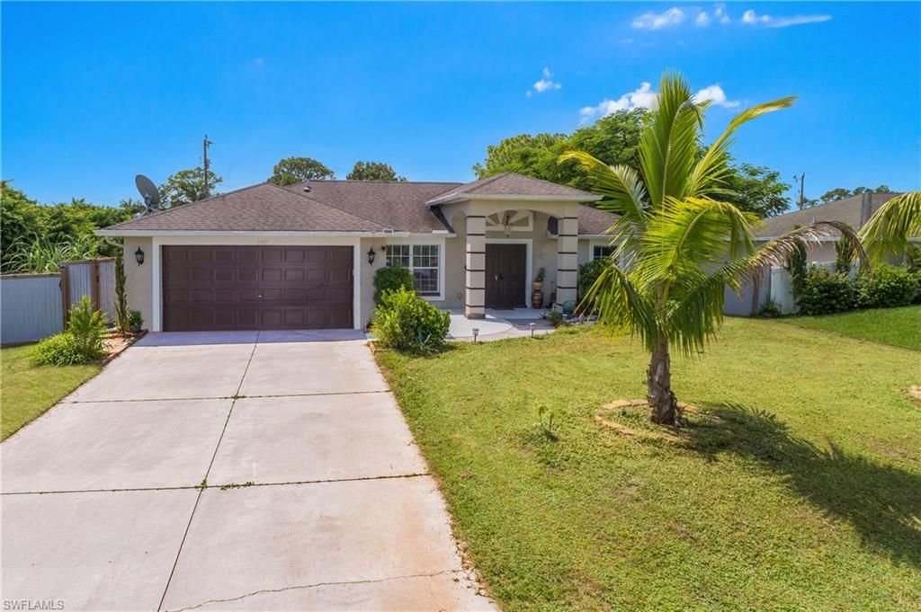 3907 27th ST SW, LEHIGH ACRES, FL 33976 — photo 4