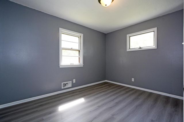 7500 Janell Avenue N, Brooklyn Park, MN 55428