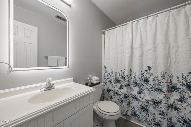 1005 Dual Parks Road, Apex, NC 27502