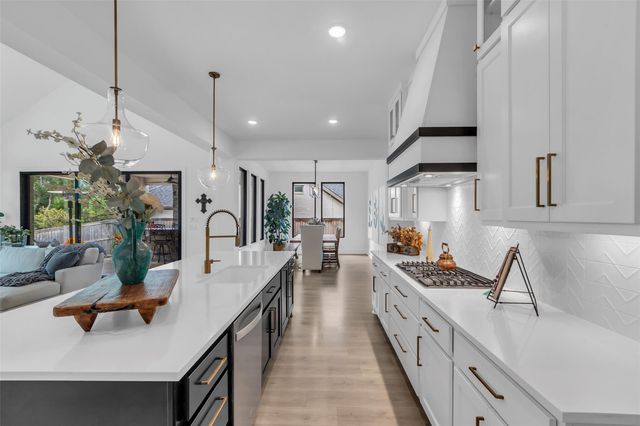 15647 Audubon Park Drive, Magnolia, TX 77354