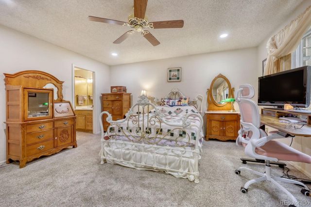 15681 E Jefferson Avenue, Aurora, CO 80013