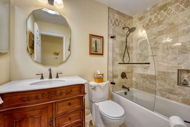 15681 E Jefferson Avenue, Aurora, CO 80013