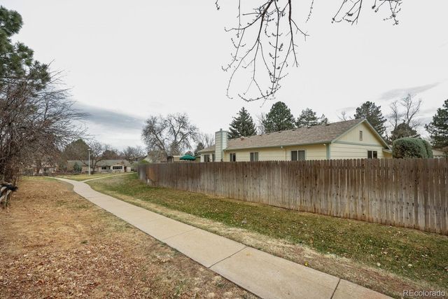 15681 E Jefferson Avenue, Aurora, CO 80013