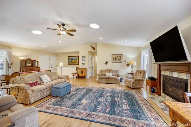 15681 E Jefferson Avenue, Aurora, CO 80013