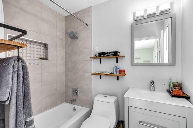 302 NW 100th Street, Miami, FL 33150