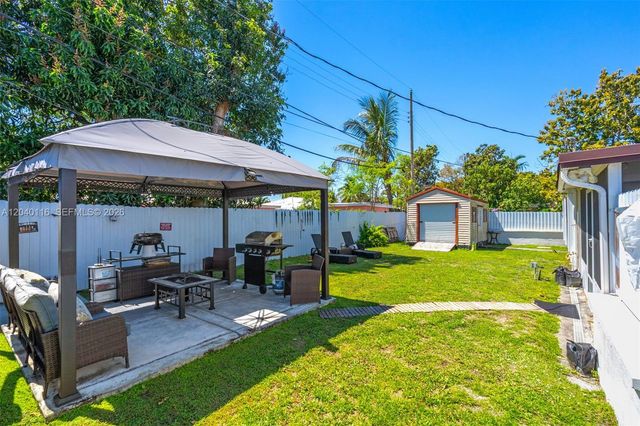 302 NW 100th Street, Miami, FL 33150
