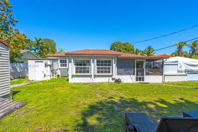 302 NW 100th Street, Miami, FL 33150
