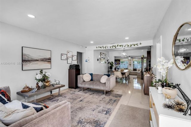 302 NW 100th Street, Miami, FL 33150