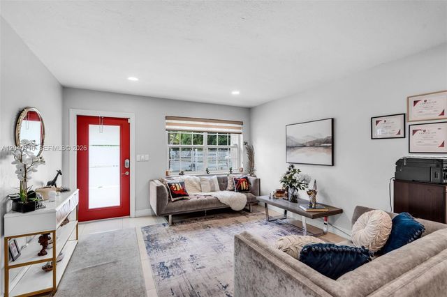 302 NW 100th Street, Miami, FL 33150
