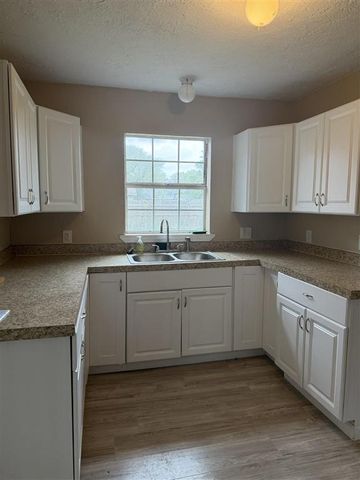 1605 15th Street, Lake Charles, LA 70601