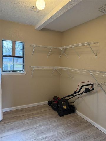 1605 15th Street, Lake Charles, LA 70601