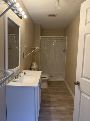 1605 15th Street, Lake Charles, LA 70601