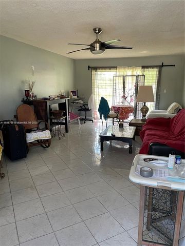 20201 NE 29th Ct D112, Aventura, FL 33180