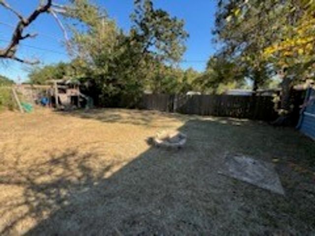 1805 Bowie Drive, Corsicana, TX 75110