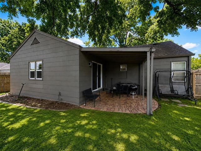 3904 NE 52nd Terrace, Kansas City, MO 64119