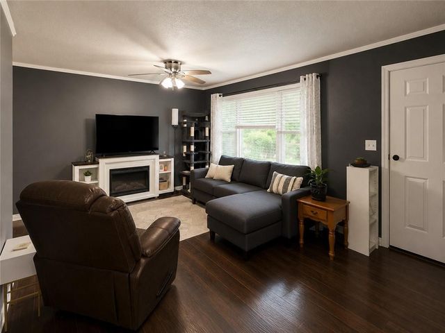 3904 NE 52nd Terrace, Kansas City, MO 64119