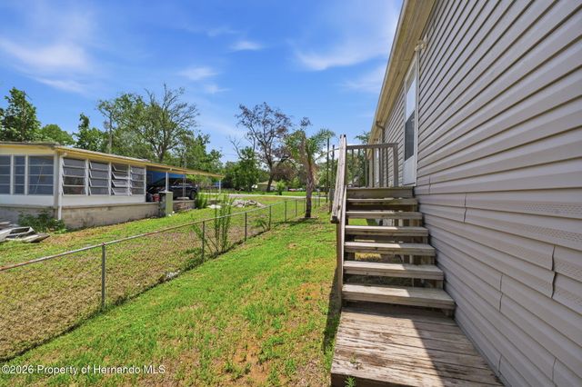 3183 Cedley Road, Dade City, FL 33523