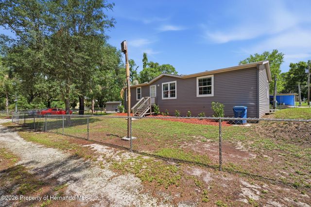 3183 Cedley Road, Dade City, FL 33523