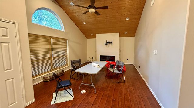 98 E Mistybreeze Circle, Spring, TX 77381